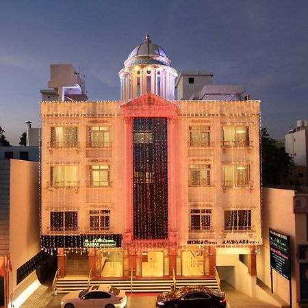 Ni Ambaari Suites In Mysore Extérieur photo