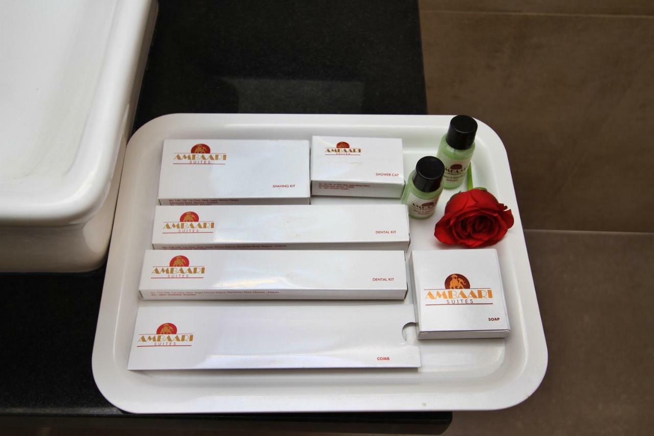 Ni Ambaari Suites In Mysore Extérieur photo